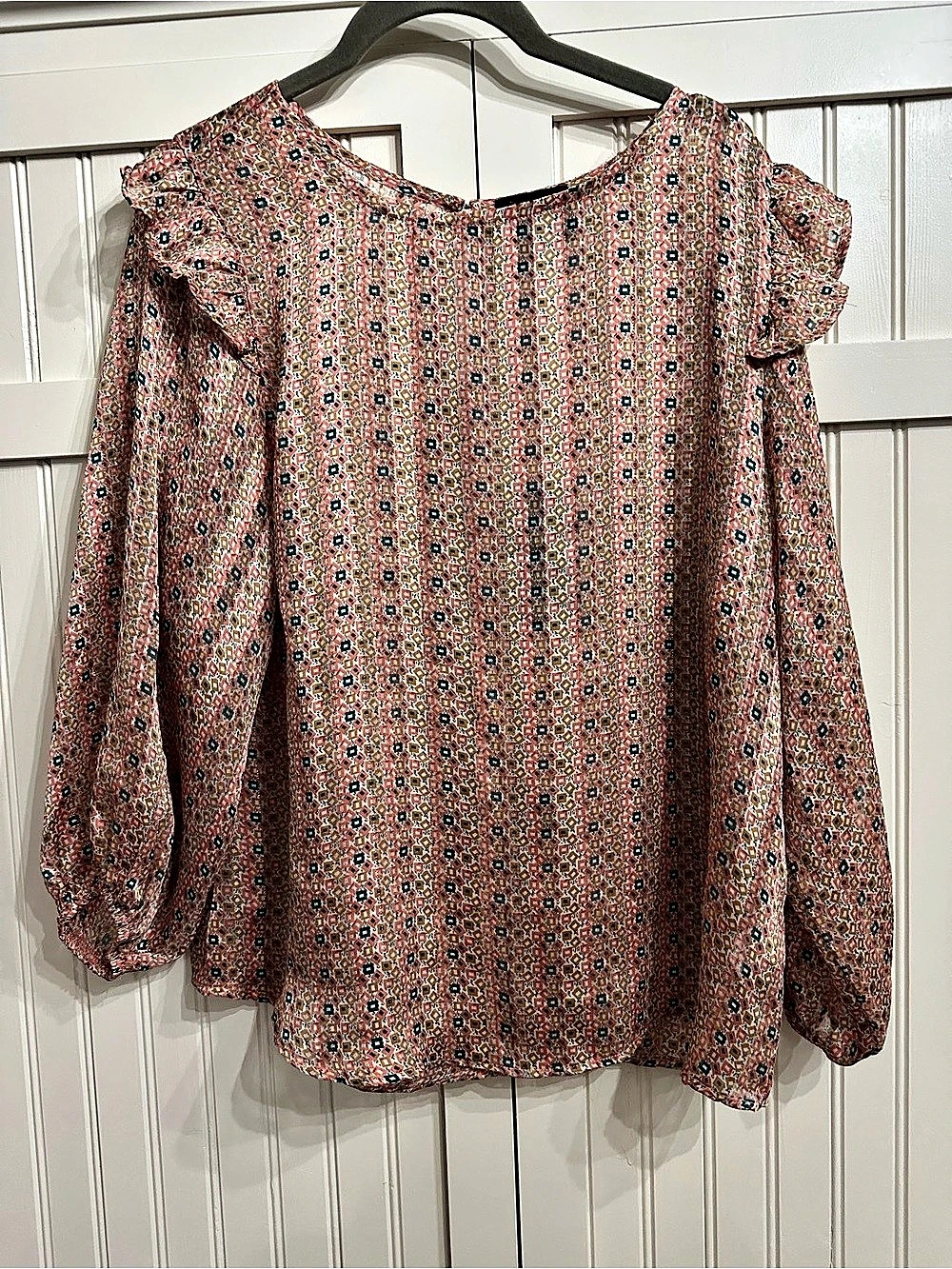 W5 Geometric Blouse in Pink & Blue Size Medium NWT